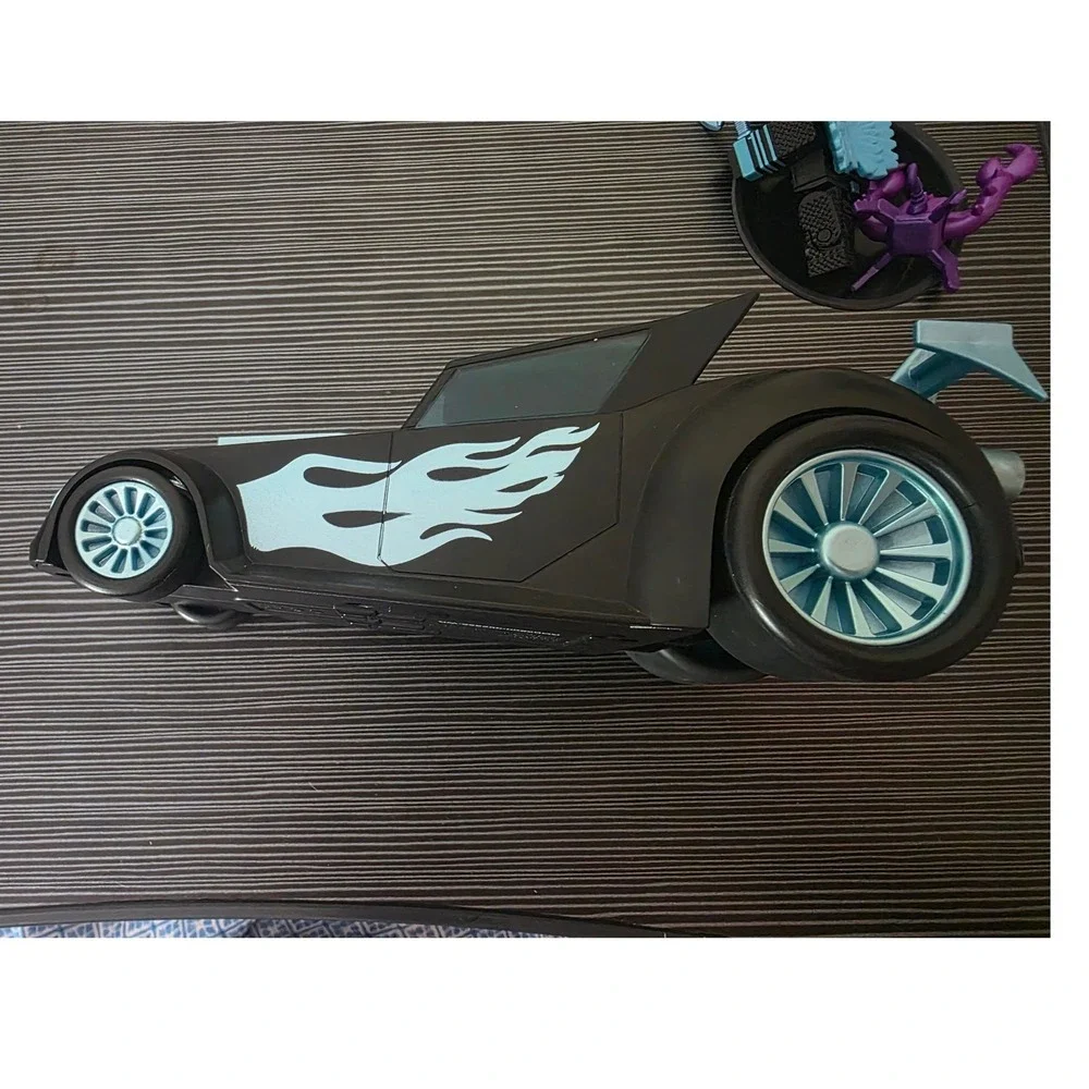 Roblox Jailbreak Celestial Car Vehicle Set with Winged Figure and Purple Monster
